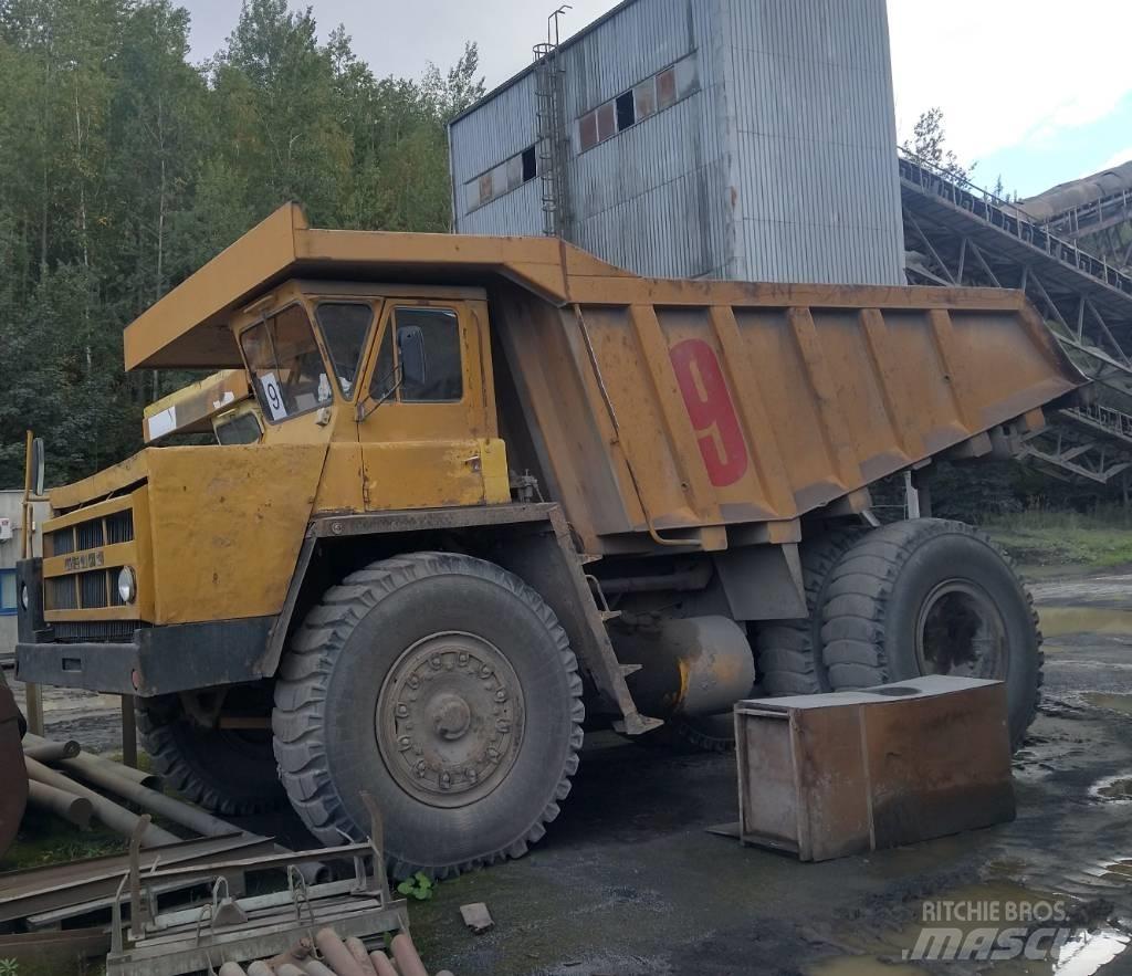 Belaz 7523 Knækstyrede dumpere
