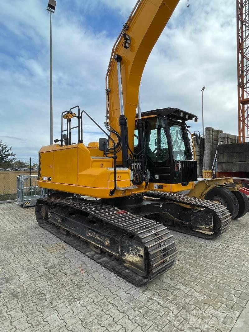 JCB 220 X LC Gravemaskiner på larvebånd