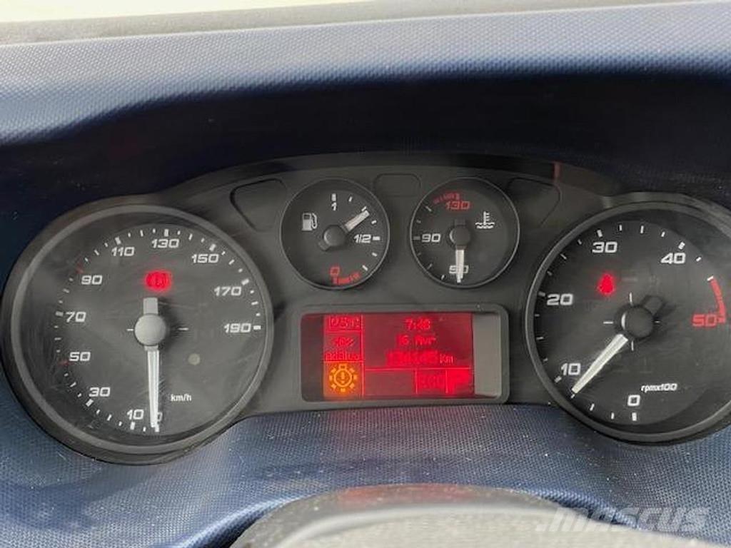 Iveco 35C18 Lastbiler med tip