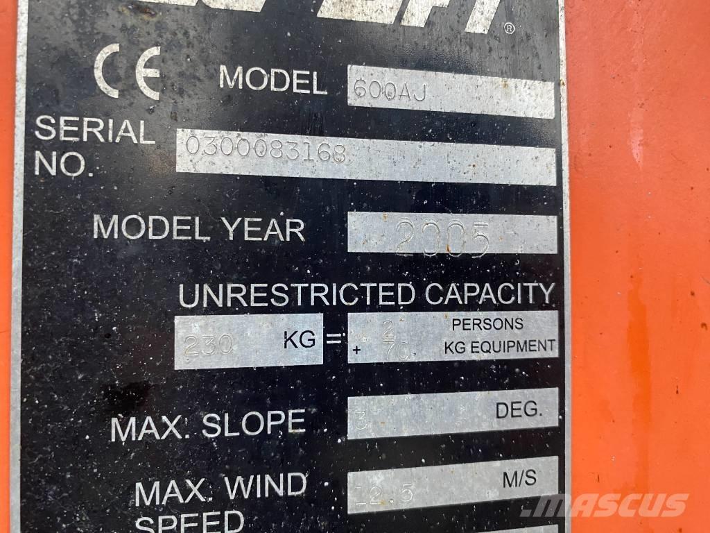 JLG 600 AJ Bomlifte med knækarm