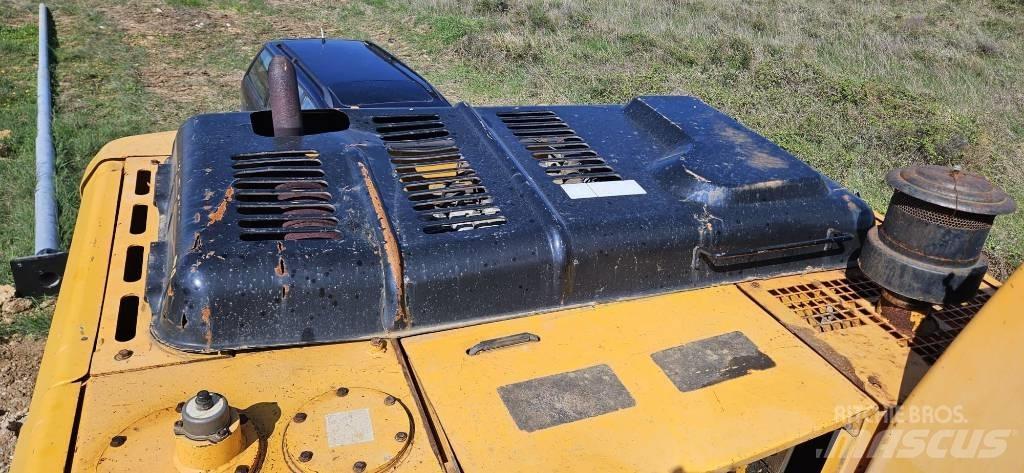 Hyundai R250LC Gravemaskiner på larvebånd
