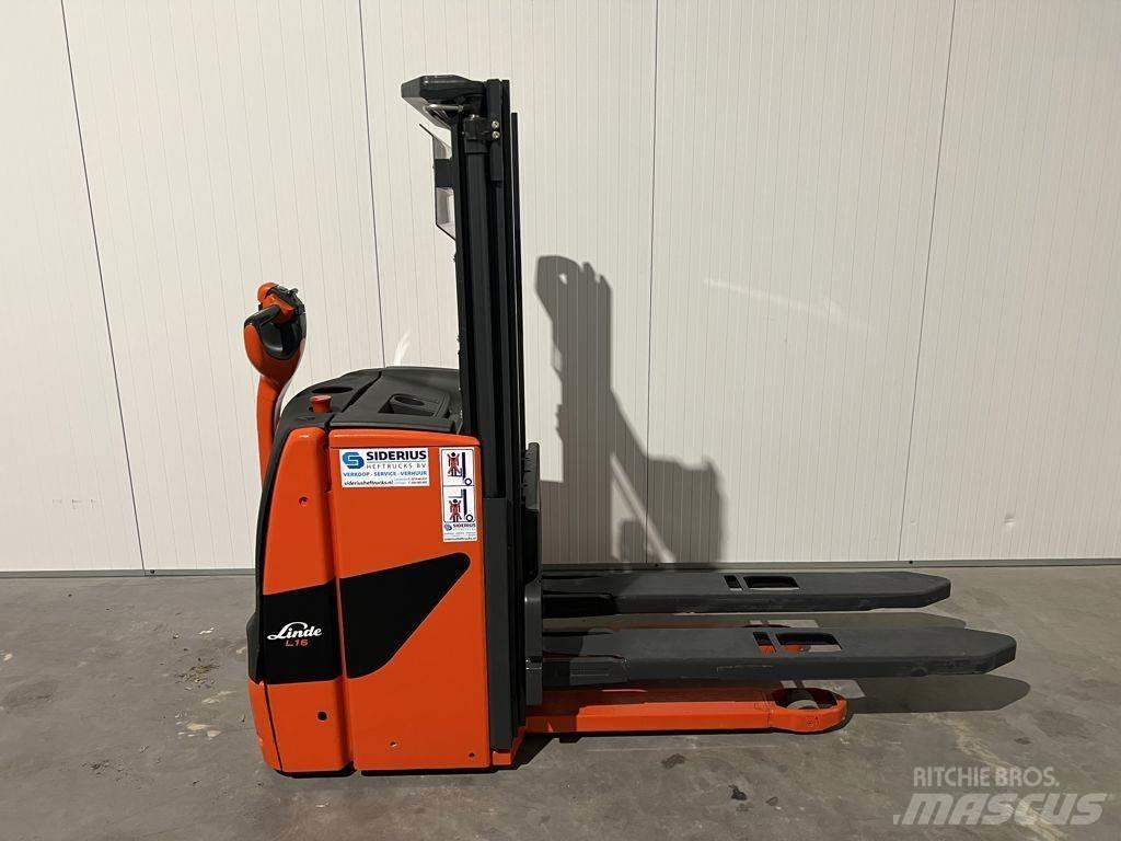 Linde L16 Gaffelstabler med gående fører