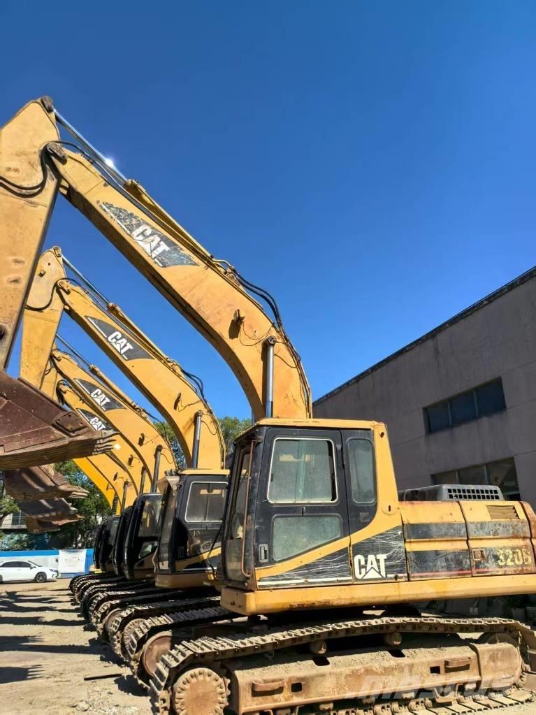 CAT 320 B L Gravemaskiner på larvebånd