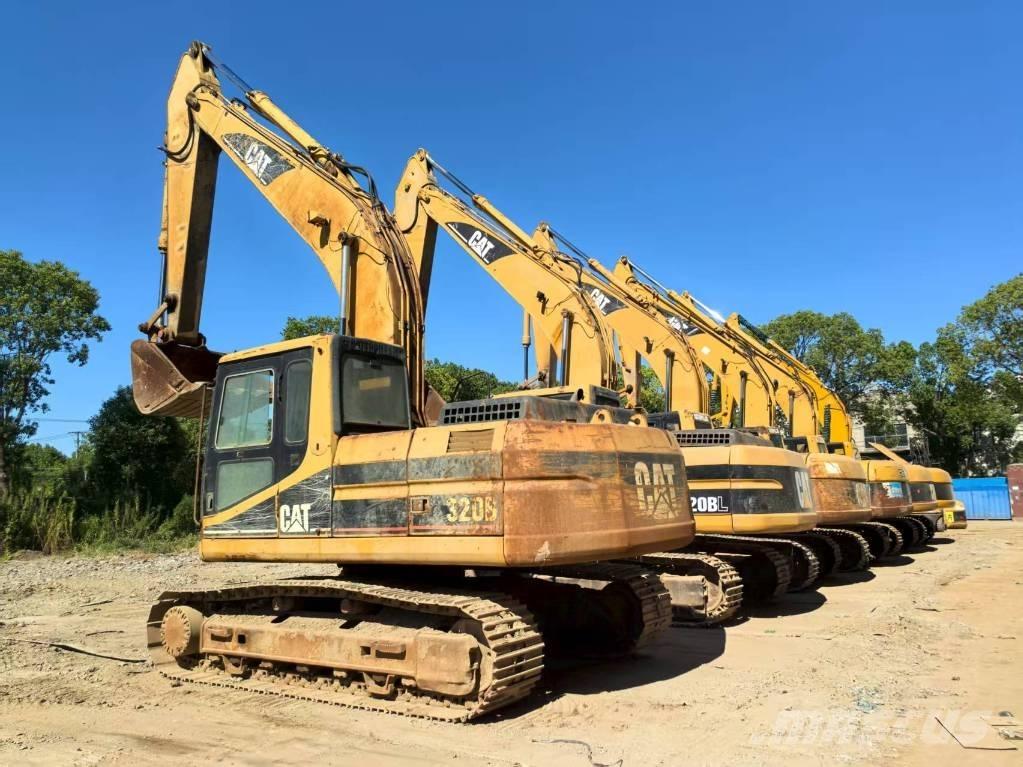 CAT 320 B L Gravemaskiner på larvebånd