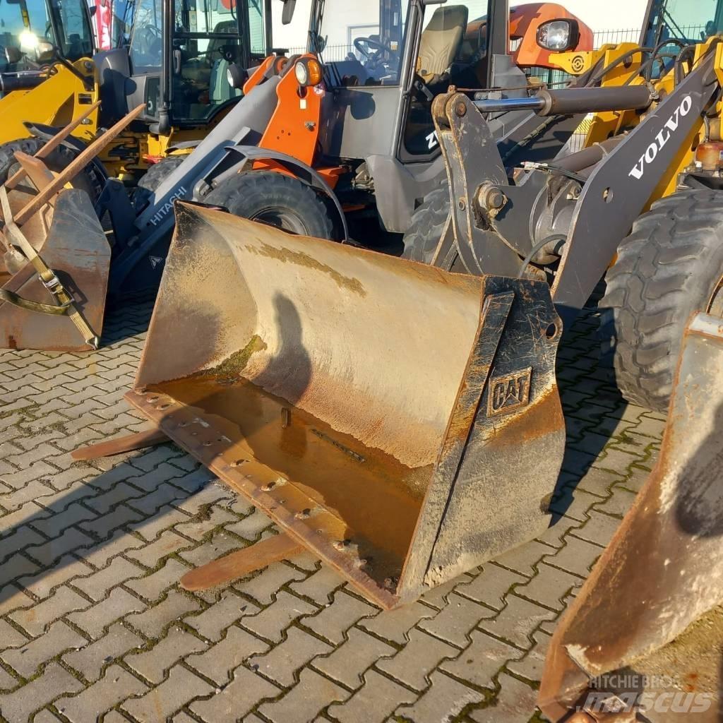Volvo L 28 F Læssemaskiner på hjul