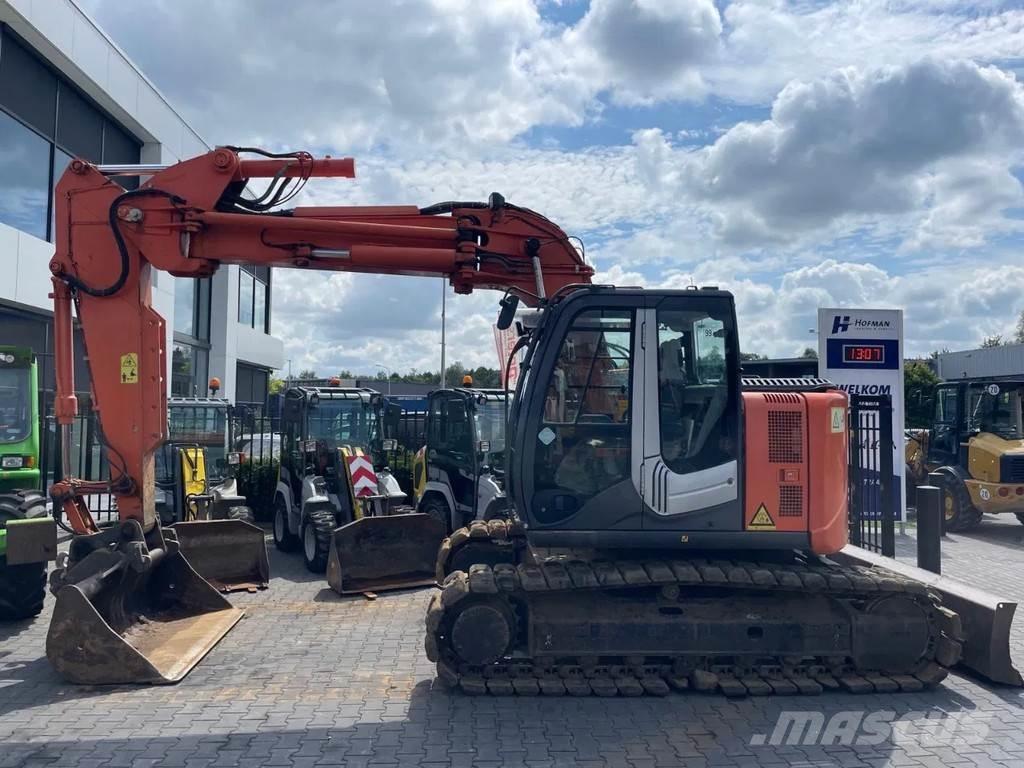 Hitachi ZX135US-3 Gravemaskiner på larvebånd