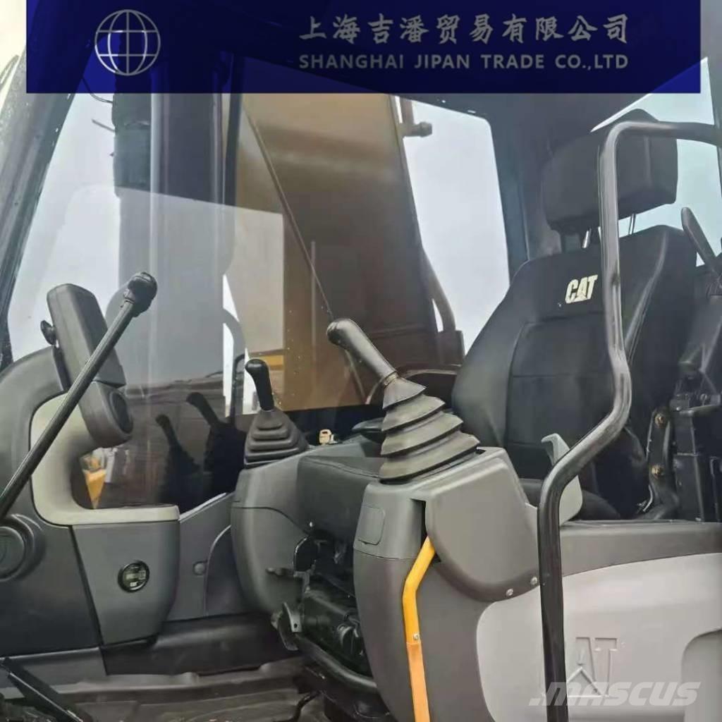 CAT 330 D Gravemaskiner på larvebånd