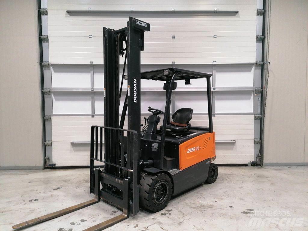 Doosan B25X-7 El gaffeltrucks