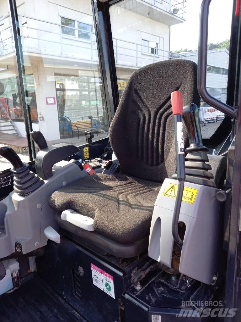 Kubota U 27-4 Minigravemaskiner
