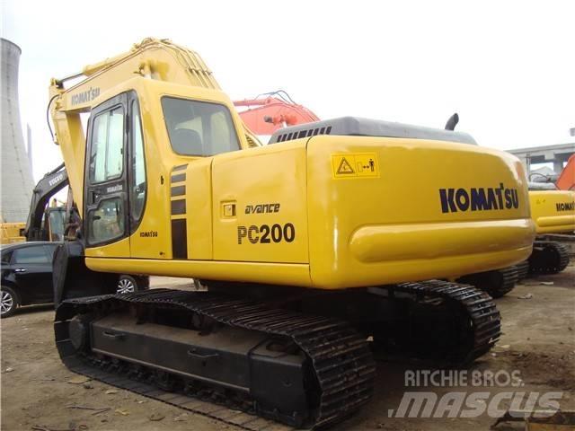Komatsu PC 200 Gravemaskiner på larvebånd