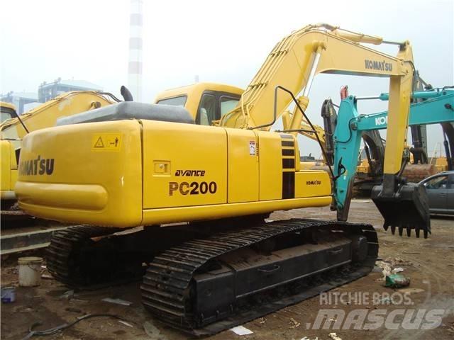 Komatsu PC 200 Gravemaskiner på larvebånd