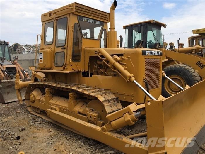 CAT D 6 D Bulldozer på larvebånd