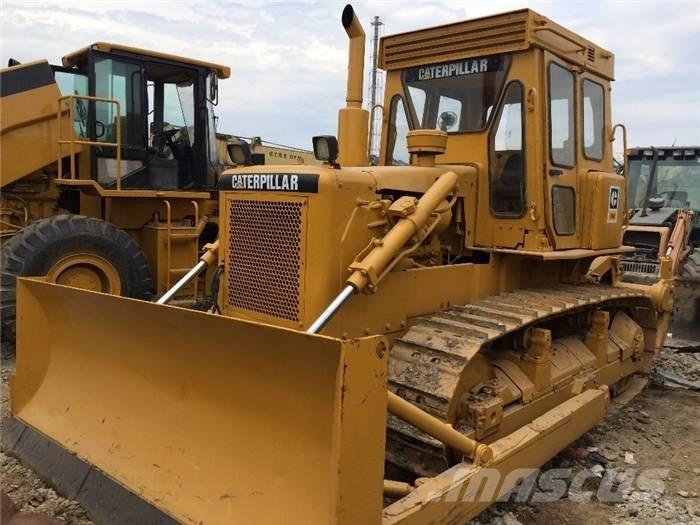 CAT D 6 D Bulldozer på larvebånd