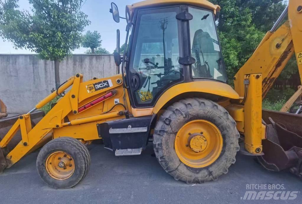 JCB 3 CX Rendegravere