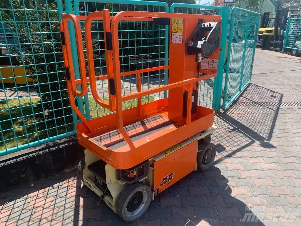JLG 1230ES      V-3373 Søjlelifte
