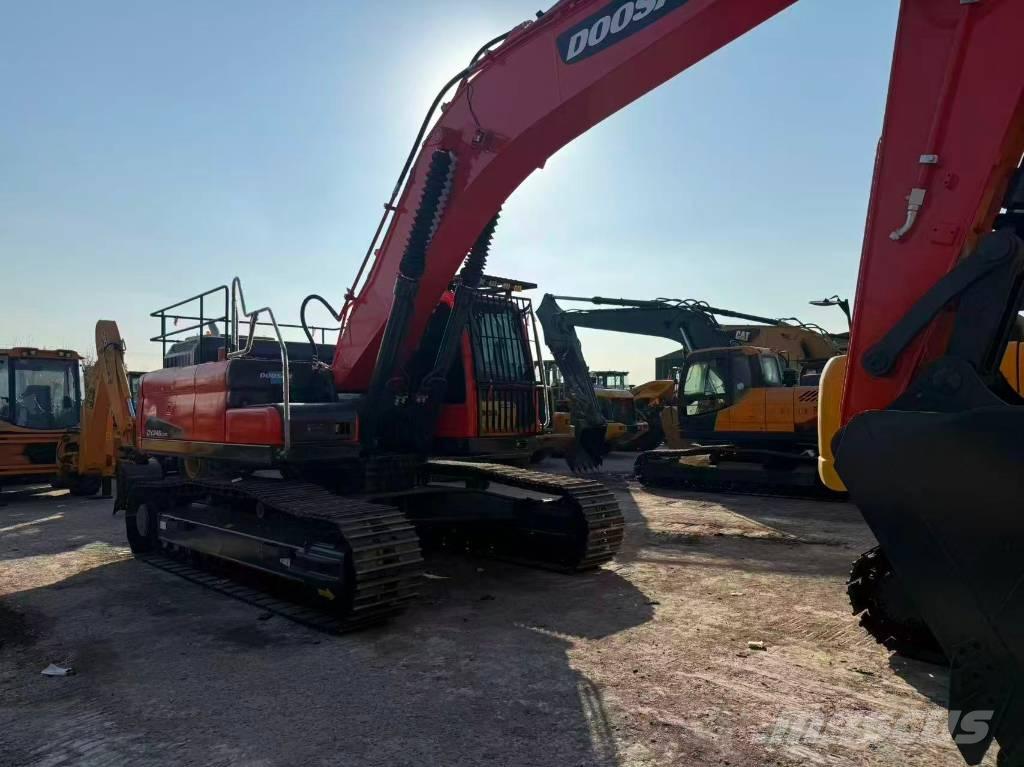 Doosan DX345LC-9C Gravemaskiner på larvebånd