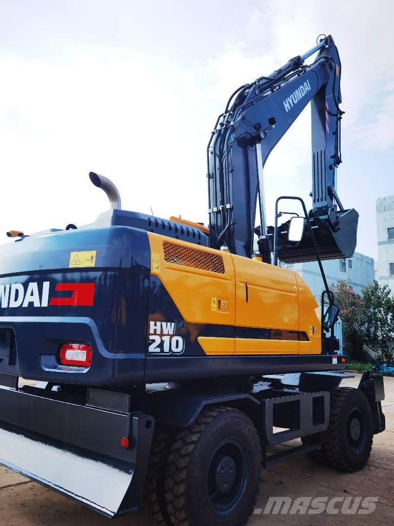 Hyundai 210 W-9 Gravemaskiner på hjul