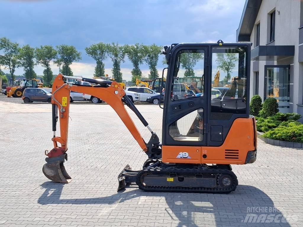 Hitachi ZX 19-6 Minigravemaskiner
