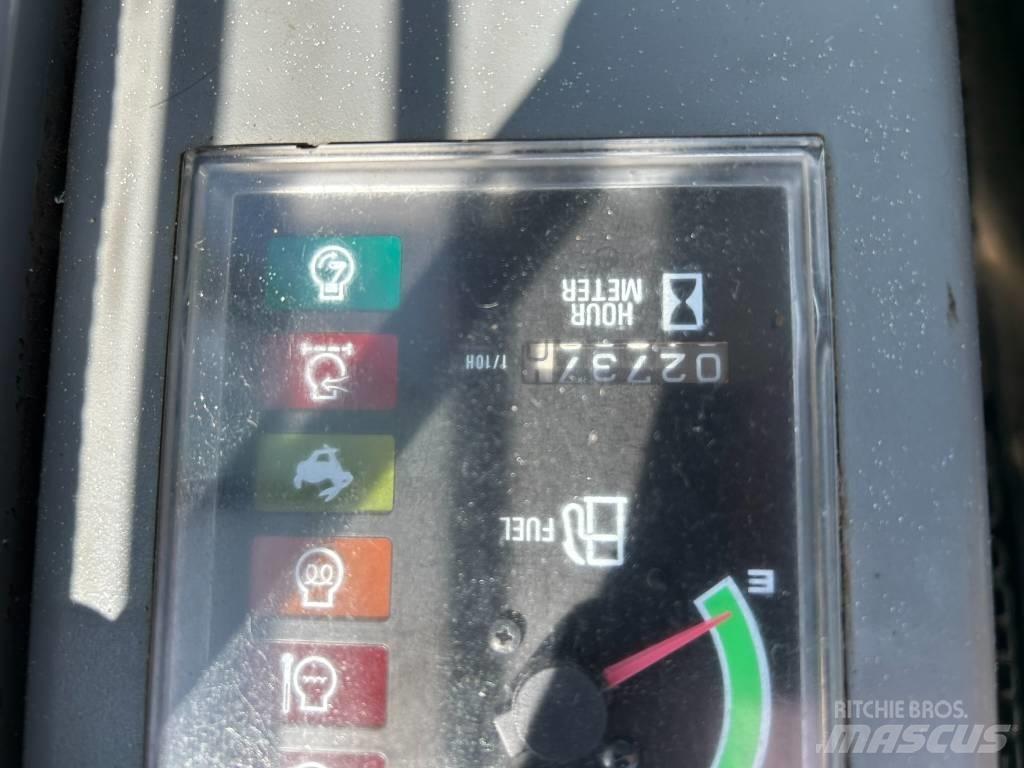 Takeuchi TB 153 FR Minigravemaskiner