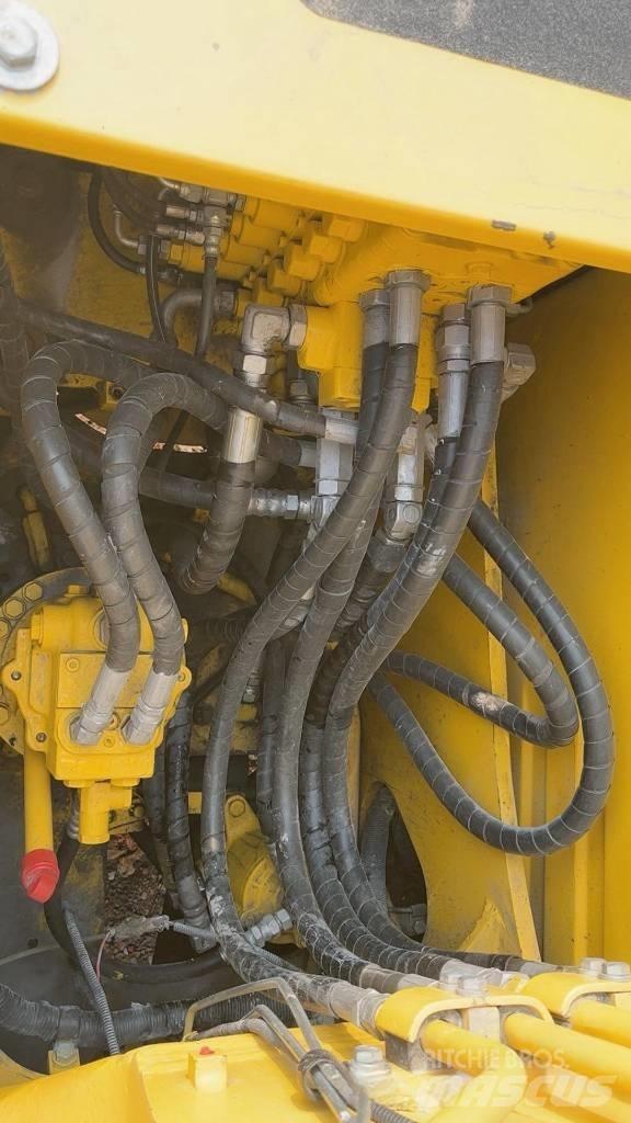 Komatsu PC 130-8 Gravemaskiner på larvebånd
