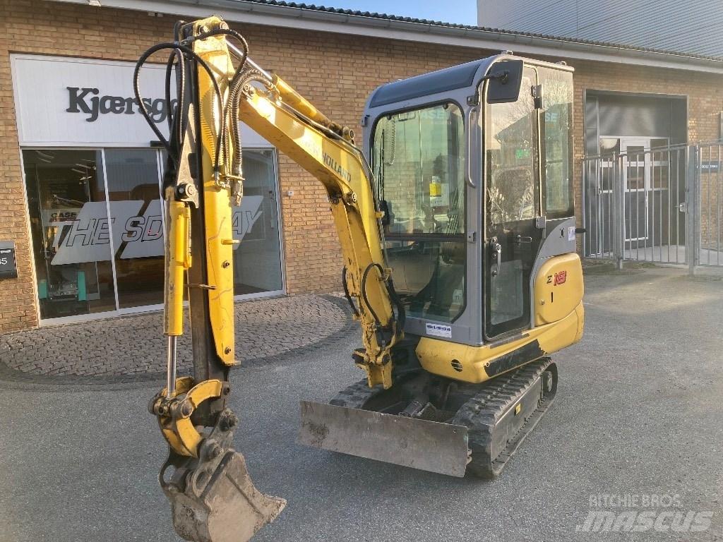 New Holland E 18 C Minigravemaskiner