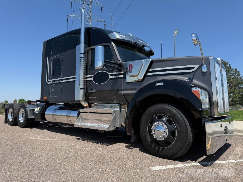 Kenworth W 990 Trækkere