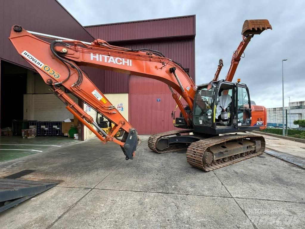 Hitachi ZX 210 LC-6 Gravemaskiner på larvebånd