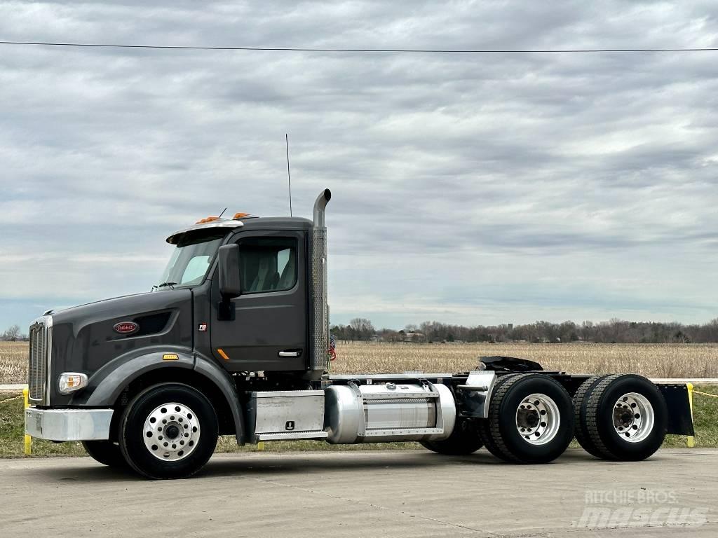 Peterbilt 567 Trækkere