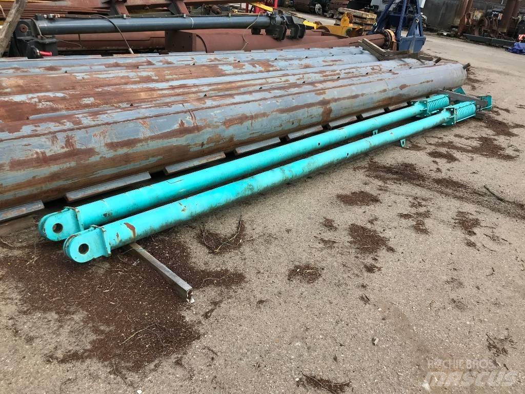 Kobelco CKE1350 Krandele og udstyr