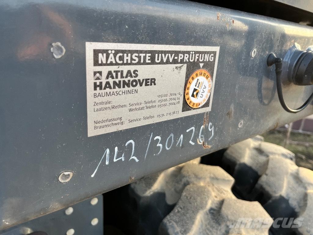 Atlas 140 W Gravemaskiner på hjul