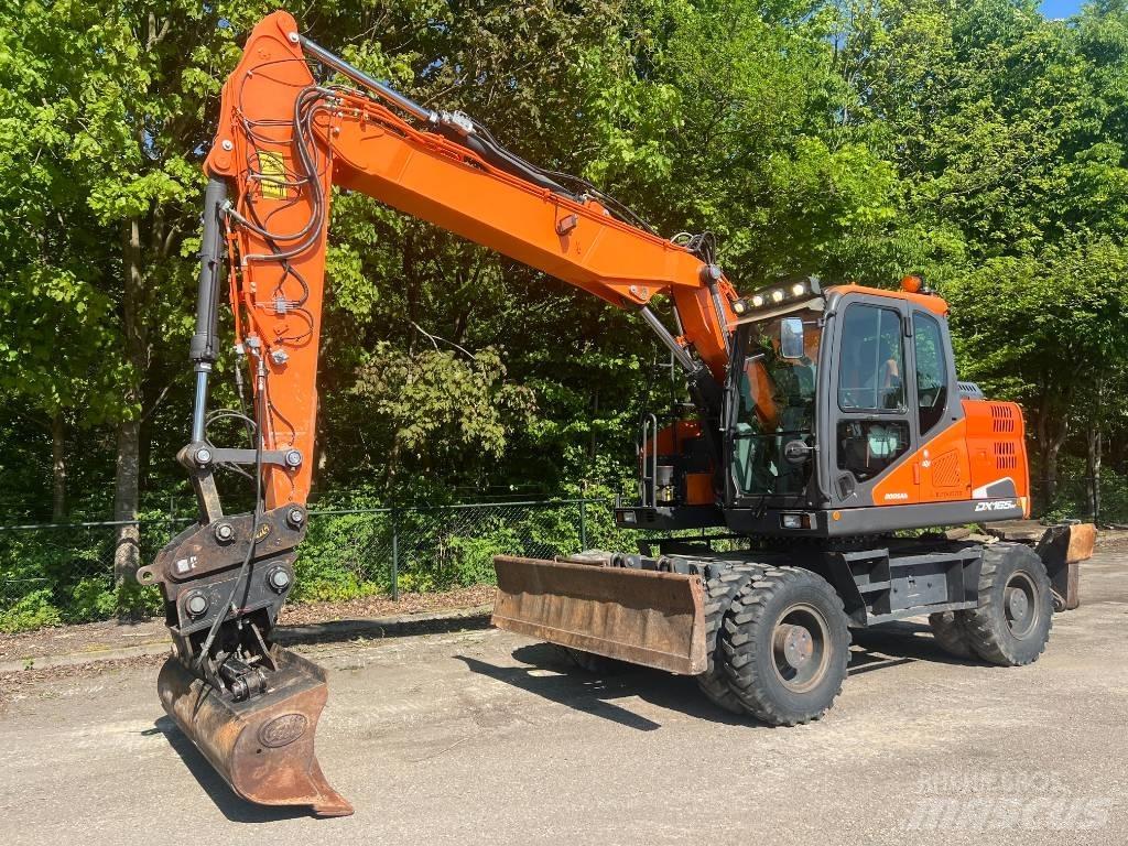 Doosan DX 165 W-5 Gravemaskiner på hjul
