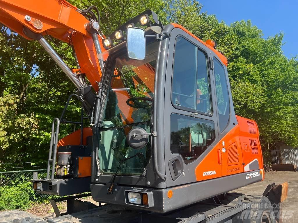 Doosan DX 165 W-5 Gravemaskiner på hjul