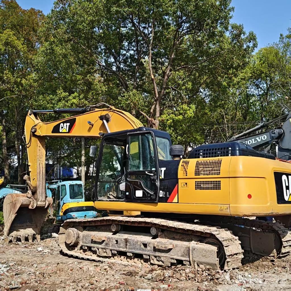 CAT 330 D Gravemaskiner på larvebånd