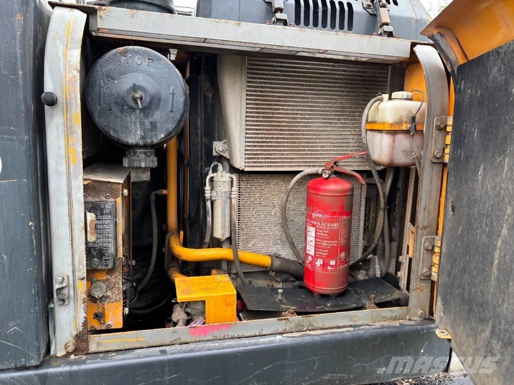 Klemm KR805-2 Pæle- og rammemaskiner