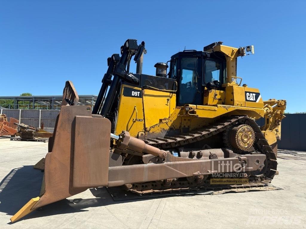 CAT D 9 T Bulldozer på larvebånd