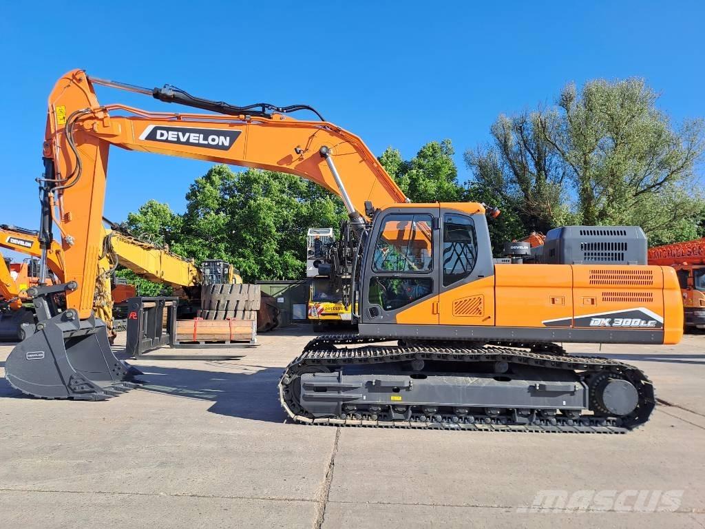 Develon DX300LC-7M Gravemaskiner på larvebånd