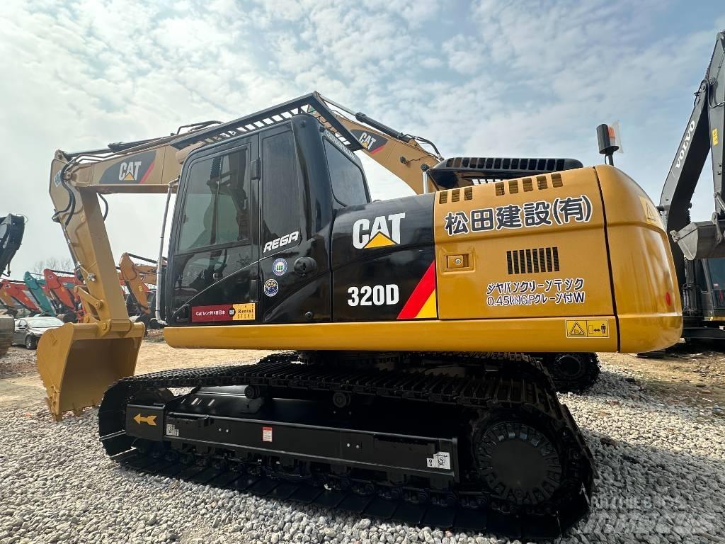 CAT CAT320D2 Gravemaskiner på larvebånd