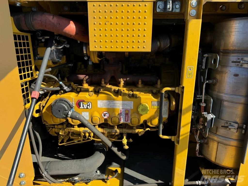 CAT 336 Gravemaskiner på larvebånd