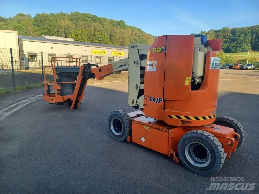JLG E 300 AJP Bomlifte med knækarm