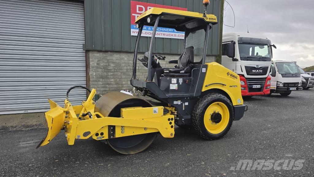 Bomag BW 124 DH Enkelt tromle