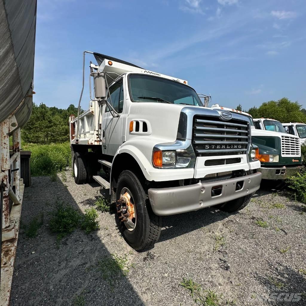 Sterling Dump Truck Lastbiler med tip