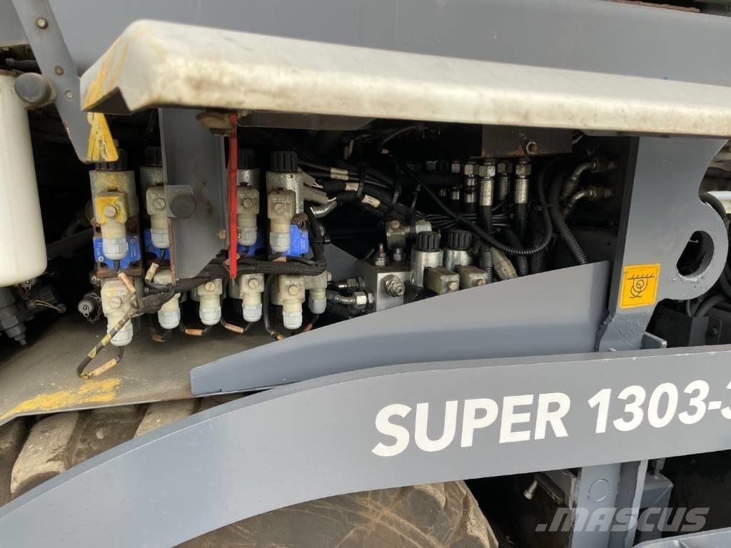 Vögele SUPER 1303-3I Asfaltudlæggere