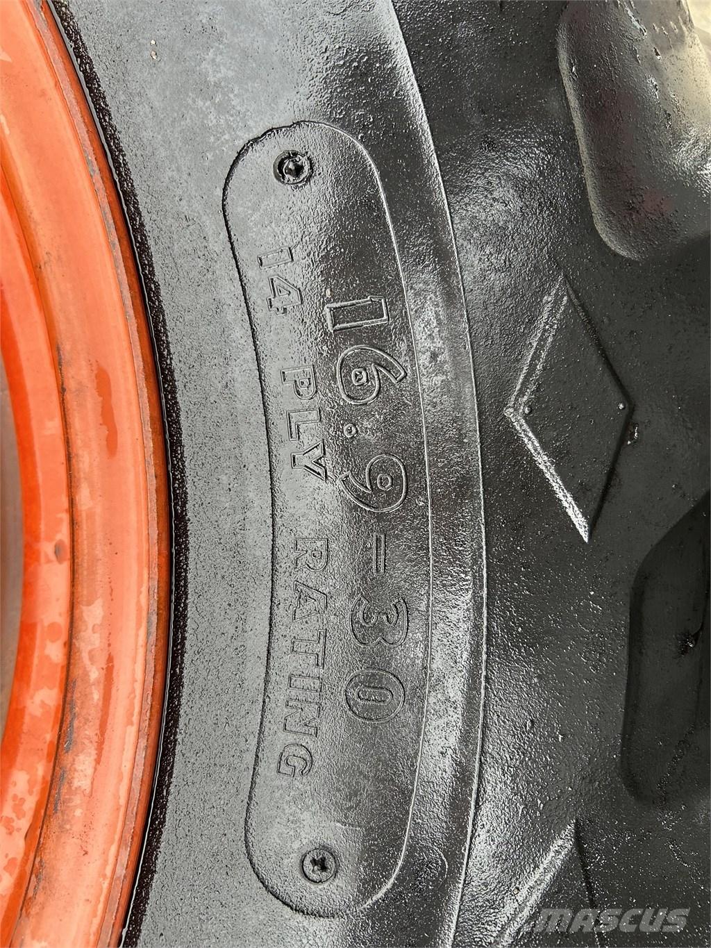 Goodyear 16,9-30 Hjul, Dæk og Fælge