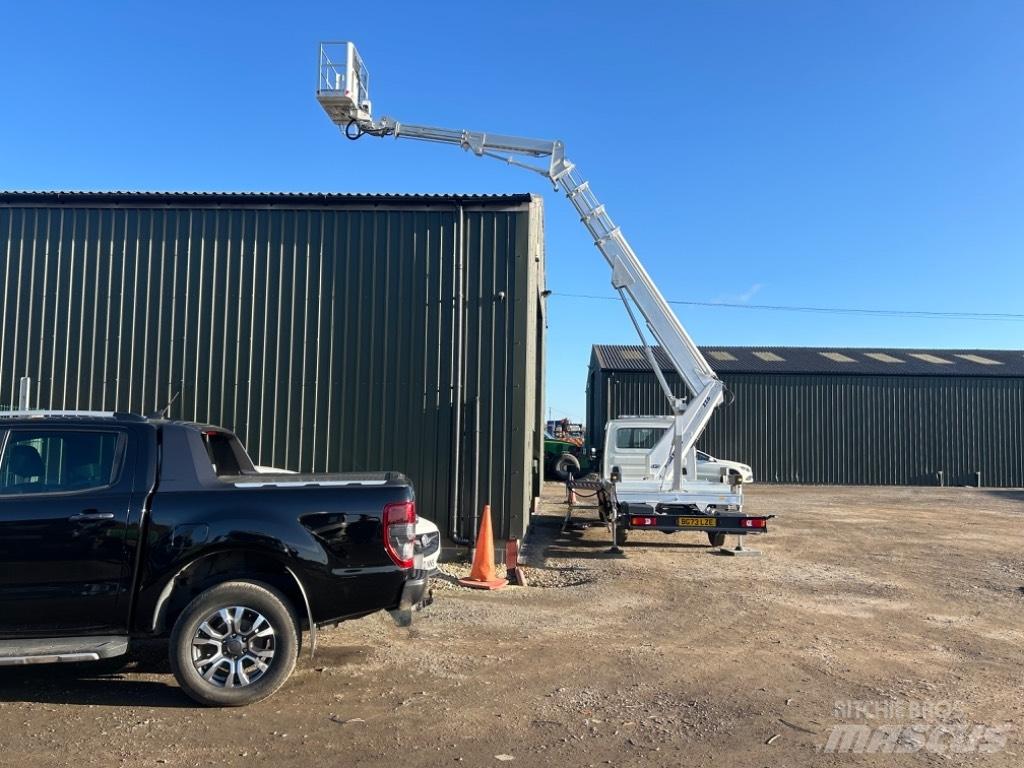 Multitel MJ 226 Bomlifte med knækarm