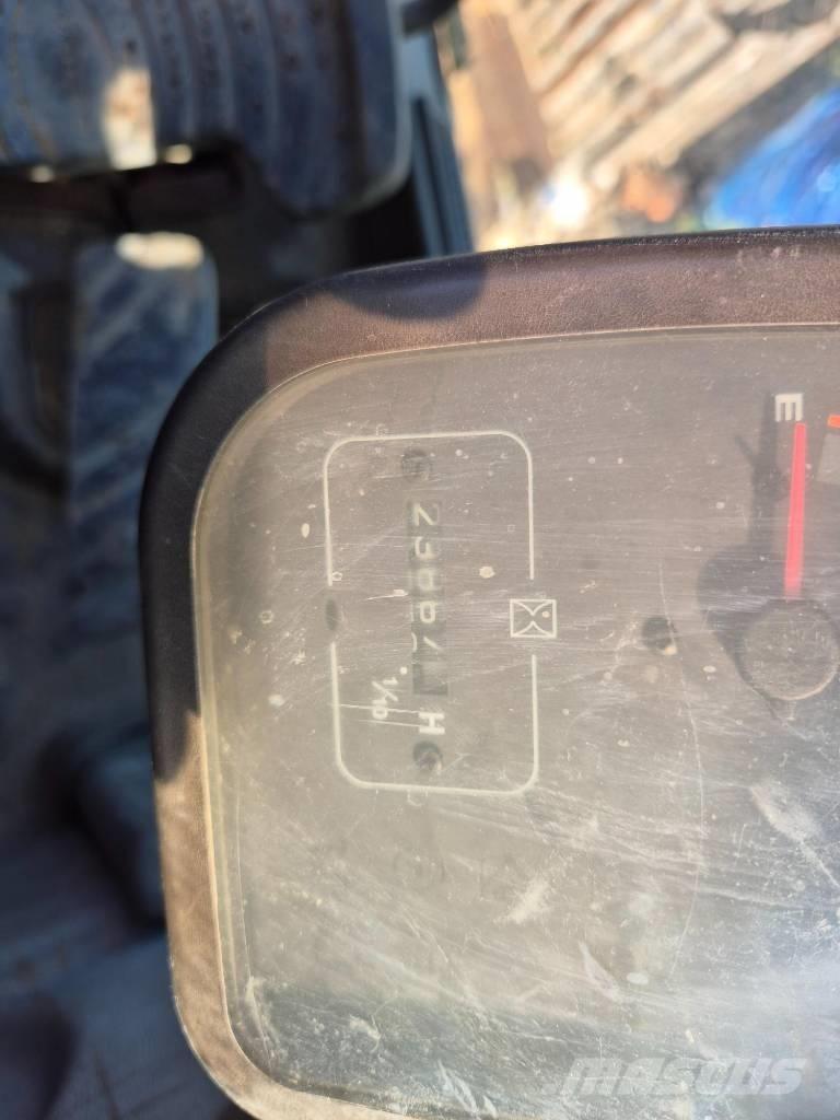 Volvo EC 290 B LC Gravemaskiner på larvebånd