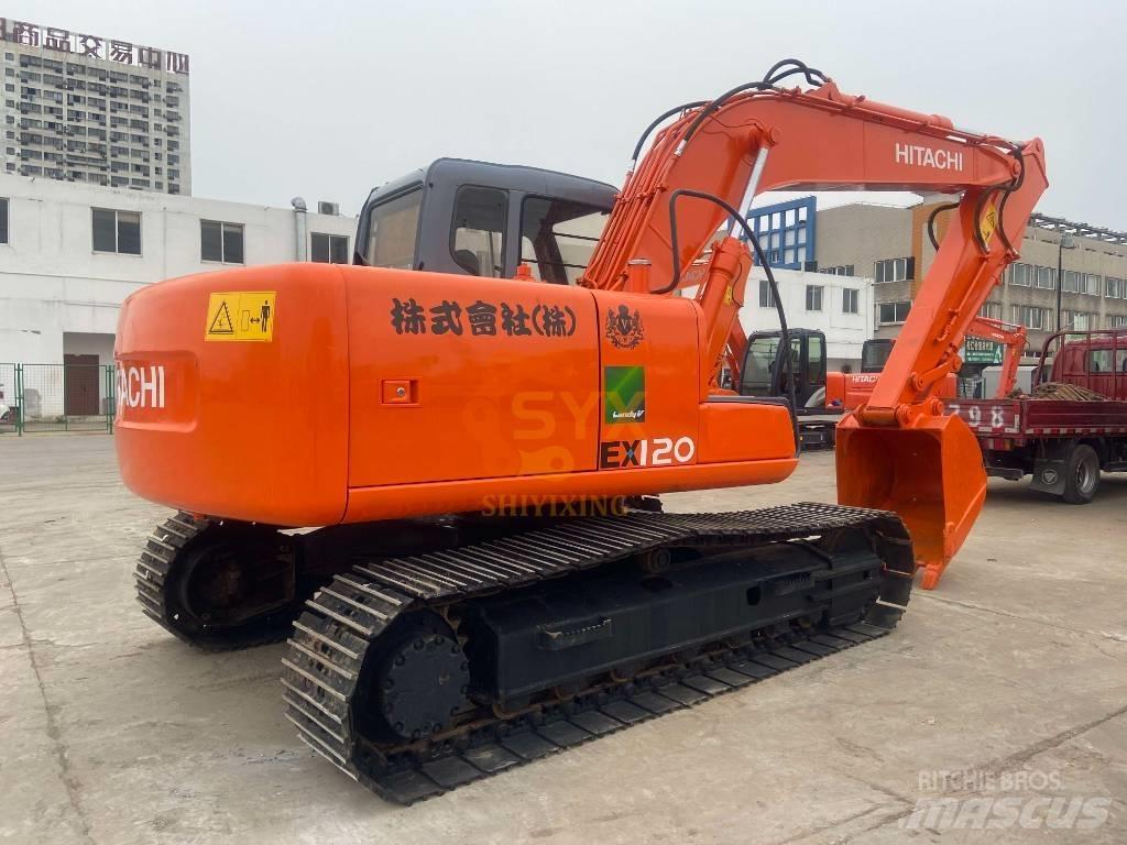 Hitachi EX 120 Gravemaskiner på larvebånd