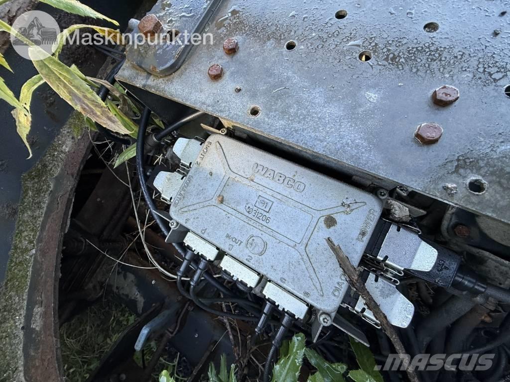 Jyki V 42 T0 Anhænger til tømmer