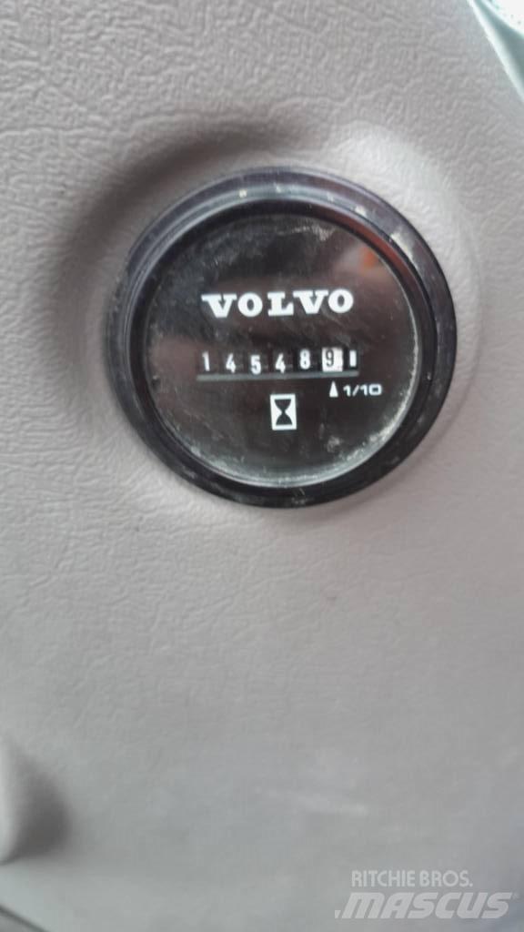 Volvo EC 300 D L Gravemaskiner på larvebånd