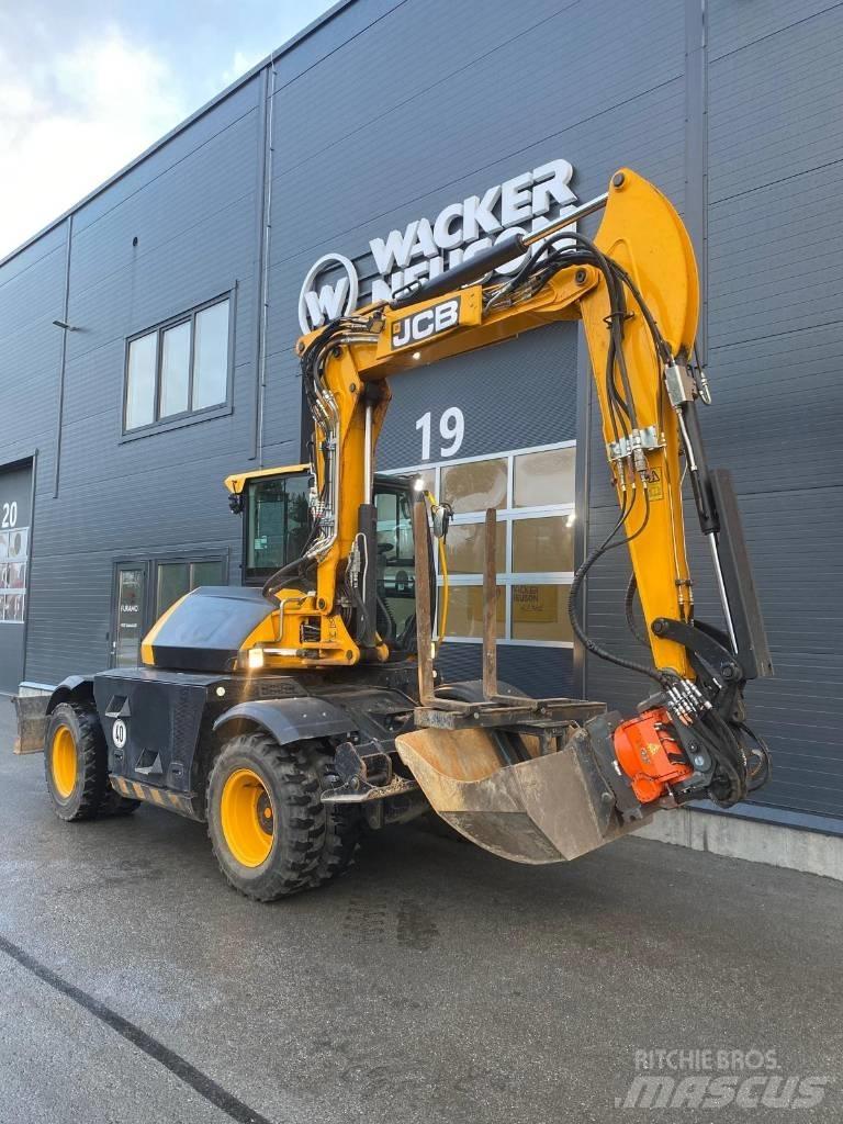 JCB 110 W Gravemaskiner på hjul