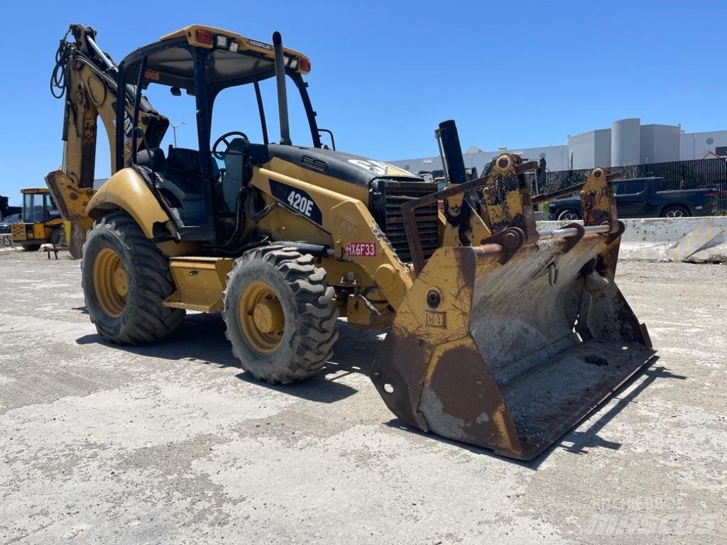 CAT 420E Rendegravere